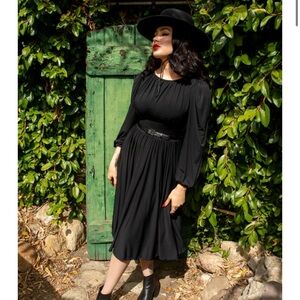 La Femme en Noir Salem Dress in Black